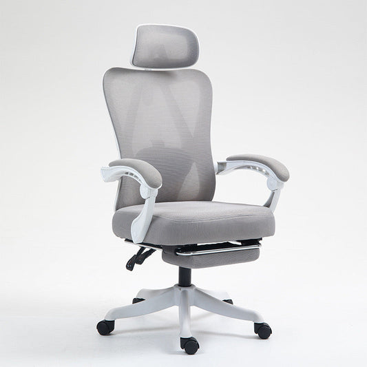 What kind of office chairs do employees use? Learn more about ergonomic office chairs